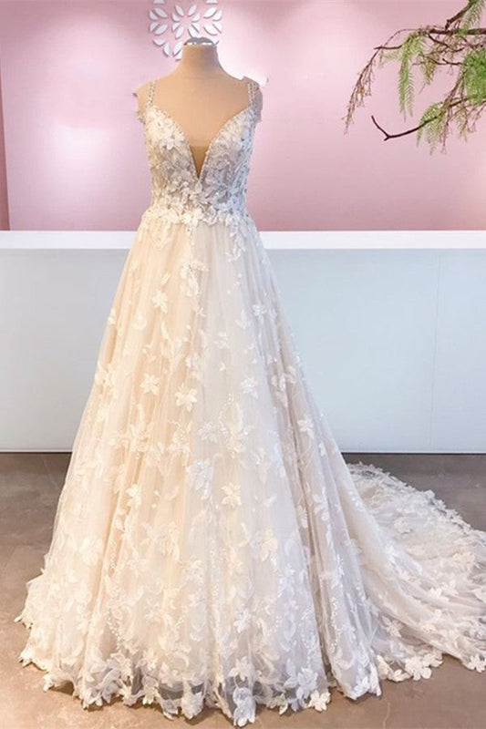 Romantisches langes A-Linien-Brautkleid mit Herzausschnitt und Applikationen aus Spitze und Tüll