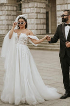 Robe de mariée romantique en tulle, ligne A, manches courtes tombantes sur les épaules