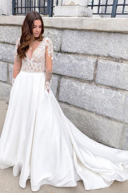Romantisches Brautkleid aus weicher Spitze, lange Ärmel, A-Linie, Brautkleid mit V-Ausschnitt 