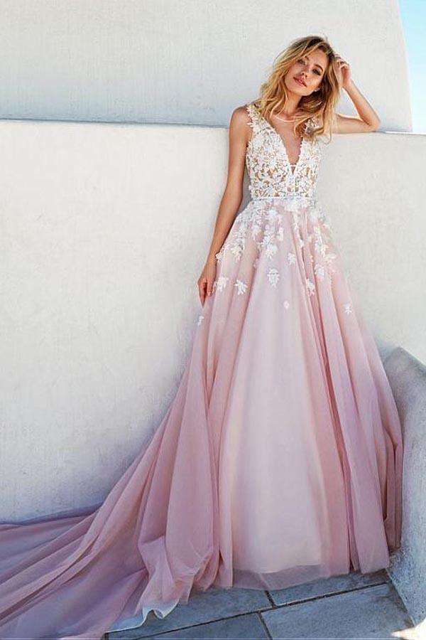 Vestidos de novia románticos de tul y tafetán con escote redondo y corte A