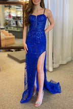 هارمونيا | فستان سهرة ملكي أزرق برقبة عميقة وتنورة طويلة بدانتيل