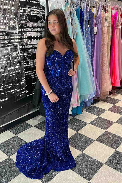 Vestido de fiesta largo con lentejuelas azul claro y corte sirena con escote corazón