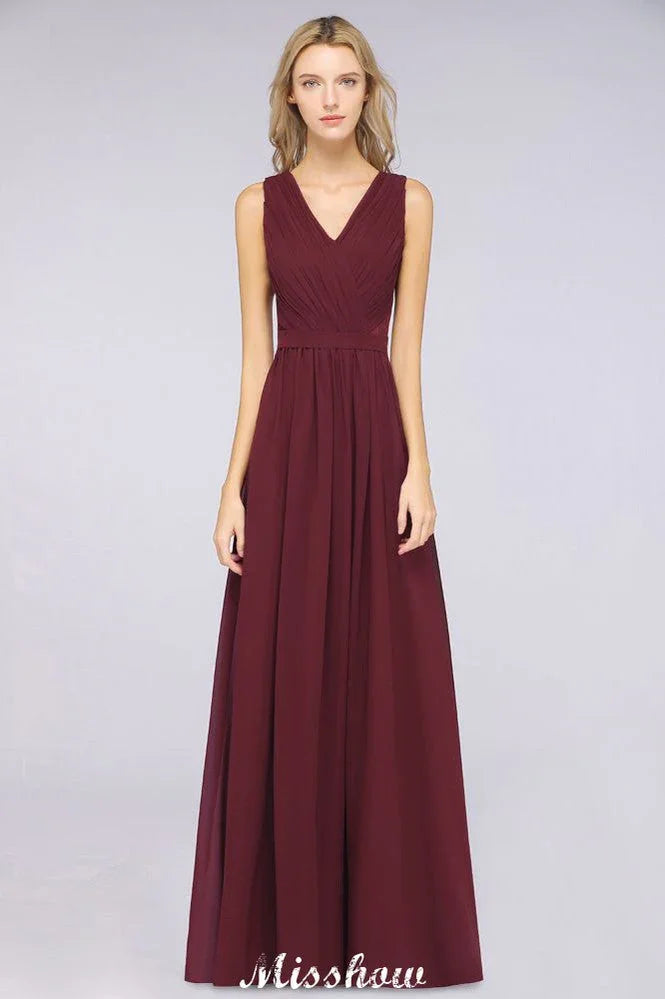 Abito da damigella d'onore a linea svasata lungo fino al pavimento in chiffon con pizzo e scollo a V da sera