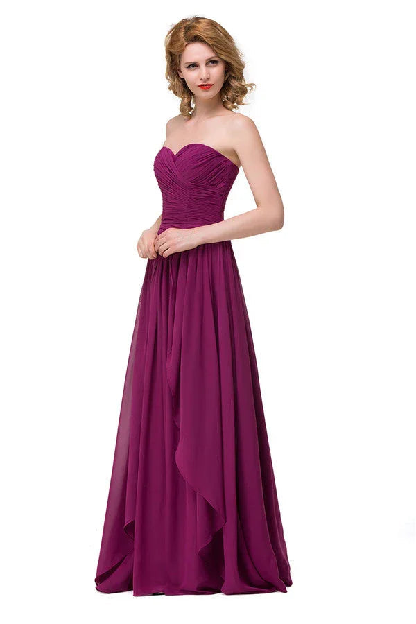 Vestidos de Dama de Honra em Chiffon com Decote Coração, Folhos, Comprimento Até ao Chão e Corte em A, Estilo Sedutor