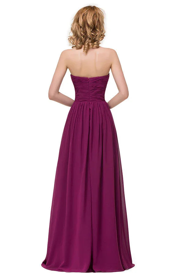 Vestidos de Dama de Honra em Chiffon com Decote Coração, Folhos, Comprimento Até ao Chão e Corte em A, Estilo Sedutor