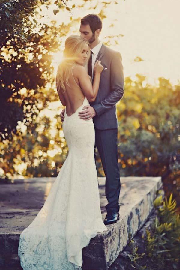 Vestidos de novia de playa con encaje de sirena y espalda descubierta sexys