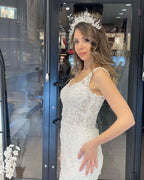 Robe de mariée sirène en dentelle, longue jusqu'au sol, sans manches, décolleté cœur, avec traîne courte