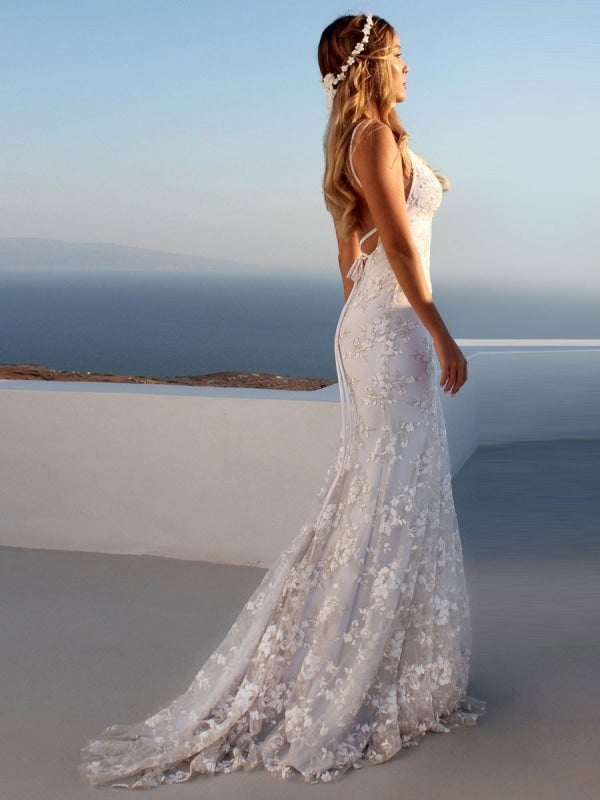 Vestidos de novia elegantes y sexys de sirena con escote en V blanco y espalda descubierta con encaje