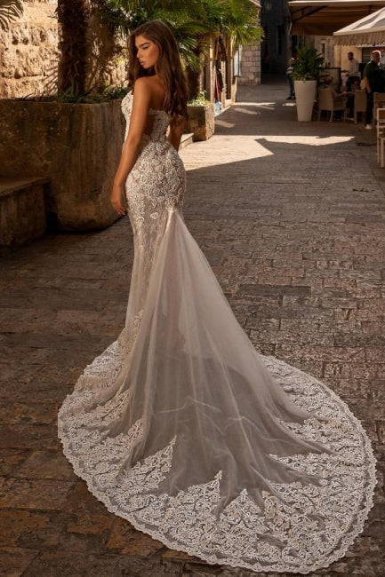 Alluring Sweetheart Sleeveless Mermaid Lace Wedding Dress