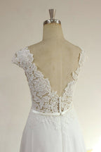 V Neck Appliques Sleeveless A Line Chiffon Wedding Dress White Bridal Gown