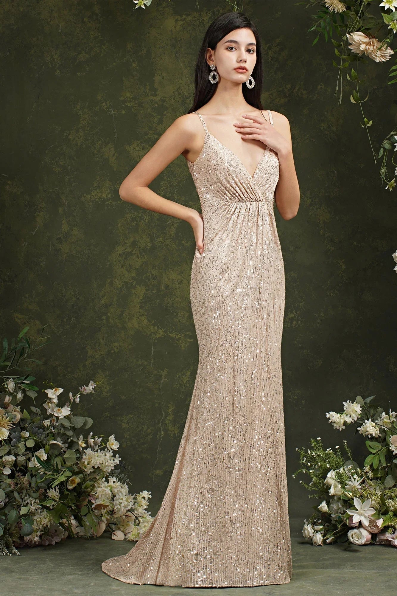 Vestido de Damas de Honra/Baile com Alças Finas de Lantejoulas Brilhantes, Decote em V e Comprimento até ao Chão, Modelo Sereia
