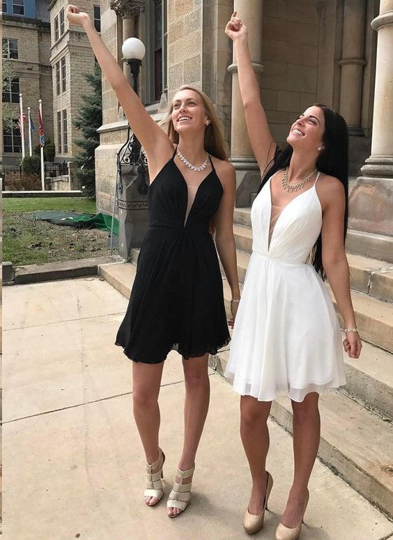 Robe courte évasée à encolure en V avec laçage en mousseline dos nu pour bal de fin d'année