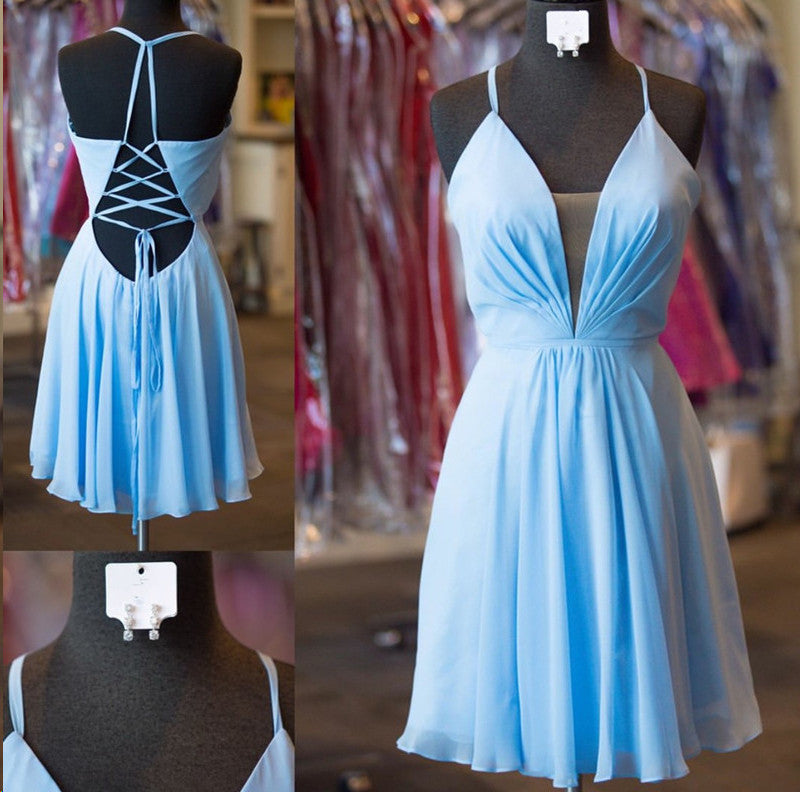 Robe courte évasée à encolure en V avec laçage en mousseline dos nu pour bal de fin d'année