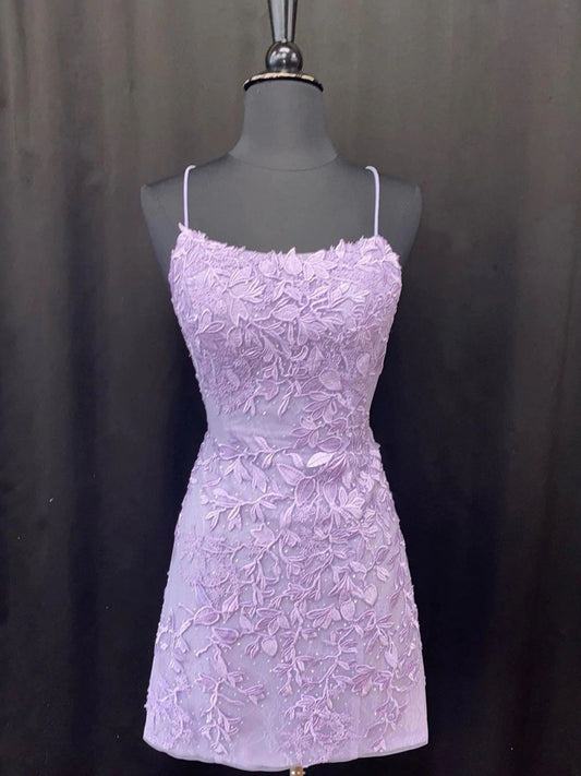 Kurzes Meerjungfrau-Spitzen-Abschlussballkleid mit offenem Rücken in Lila