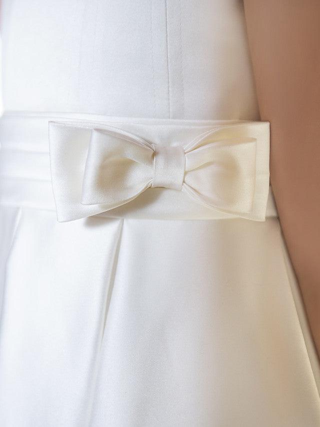 Satin A Line Jewel Neck Sleeveless Flower Girl Wedding Tea Length Dress