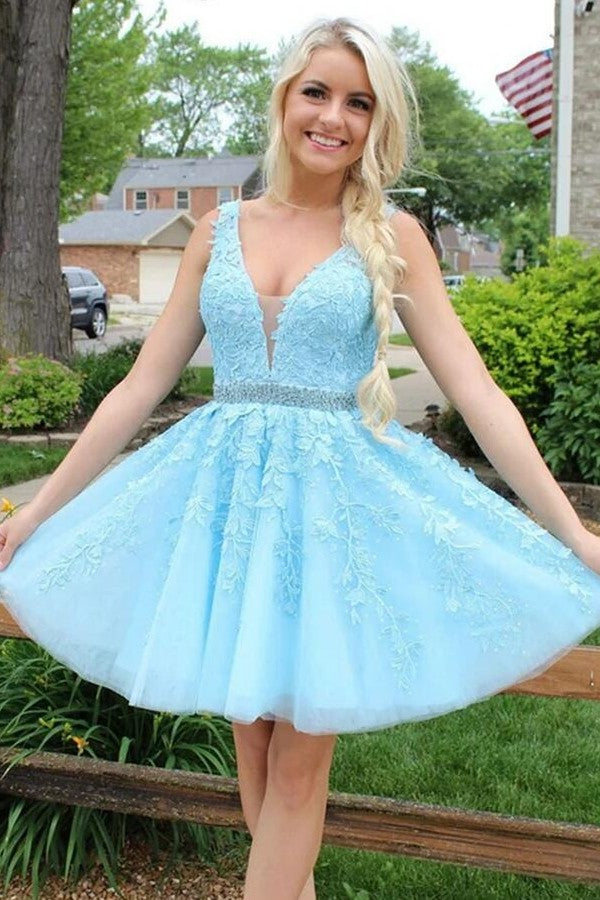 Robe de bal bleue en tulle, courte, décolleté en V, ligne A, dos en dentelle sans dos