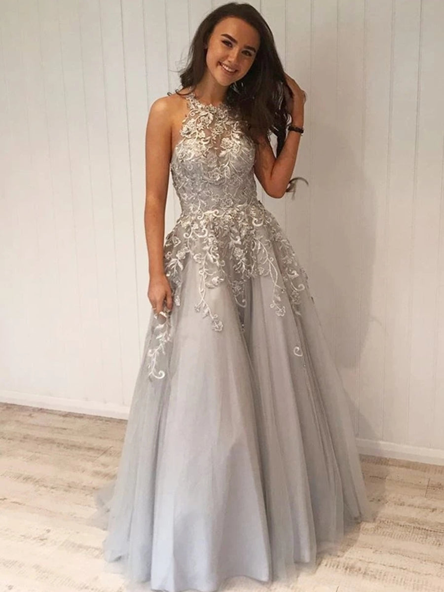 Abito lungo argento a linea ad A con collo all'americana in tulle e pizzo per cerimonie formali