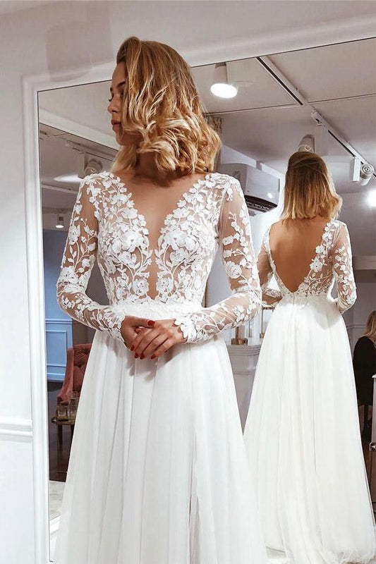 Einfaches A-Linien-Brautkleid mit V-Ausschnitt und langen Ärmeln und Spitze in Elfenbein