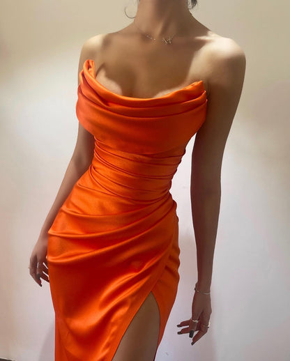 Vestidos de fiesta sexys, sencillos, sin tirantes y con abertura hasta el tobillo