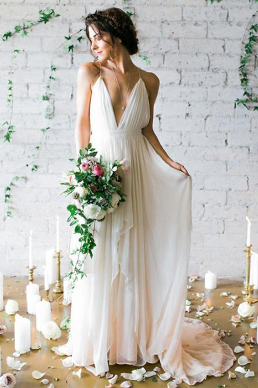 Robe de mariée simple en ivoire avec décolleté en V profond et traîne à bretelles WD010