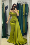 Vestidos de fiesta de noche de sirena de satén verde sencillo con hombros descubiertos y volantes