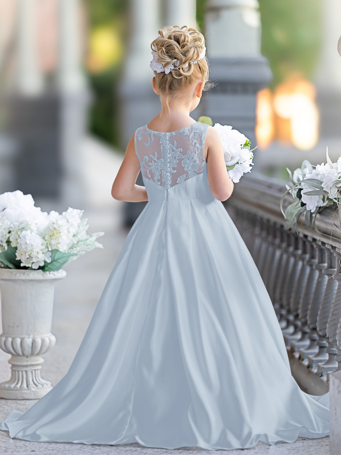 Robe de demoiselle d'honneur de première communion en satin et dentelle coupe A-line 