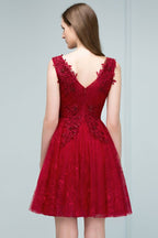 Sleeveless Short A-line V-neck Lace Appliqued Tulle Prom Dresses