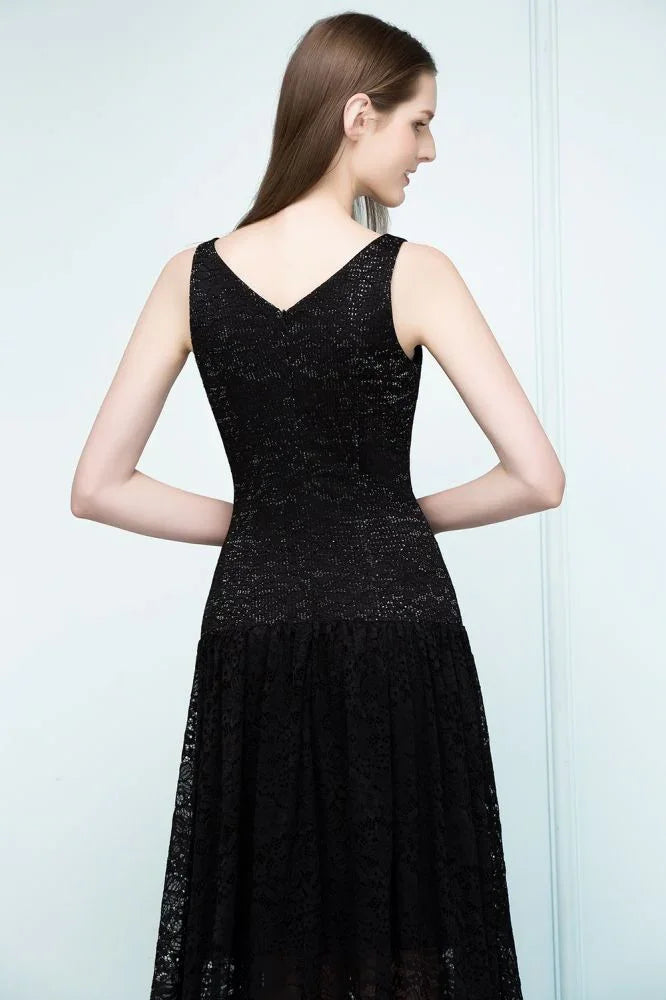 Abiti da damigella d'onore in pizzo con scollo a V, linea a trapezio, lunghezza fino al pavimento, stile spaghetti