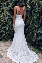 Robe de mariée ivoire en dentelle intégrale, coupe sirène, bretelles spaghetti