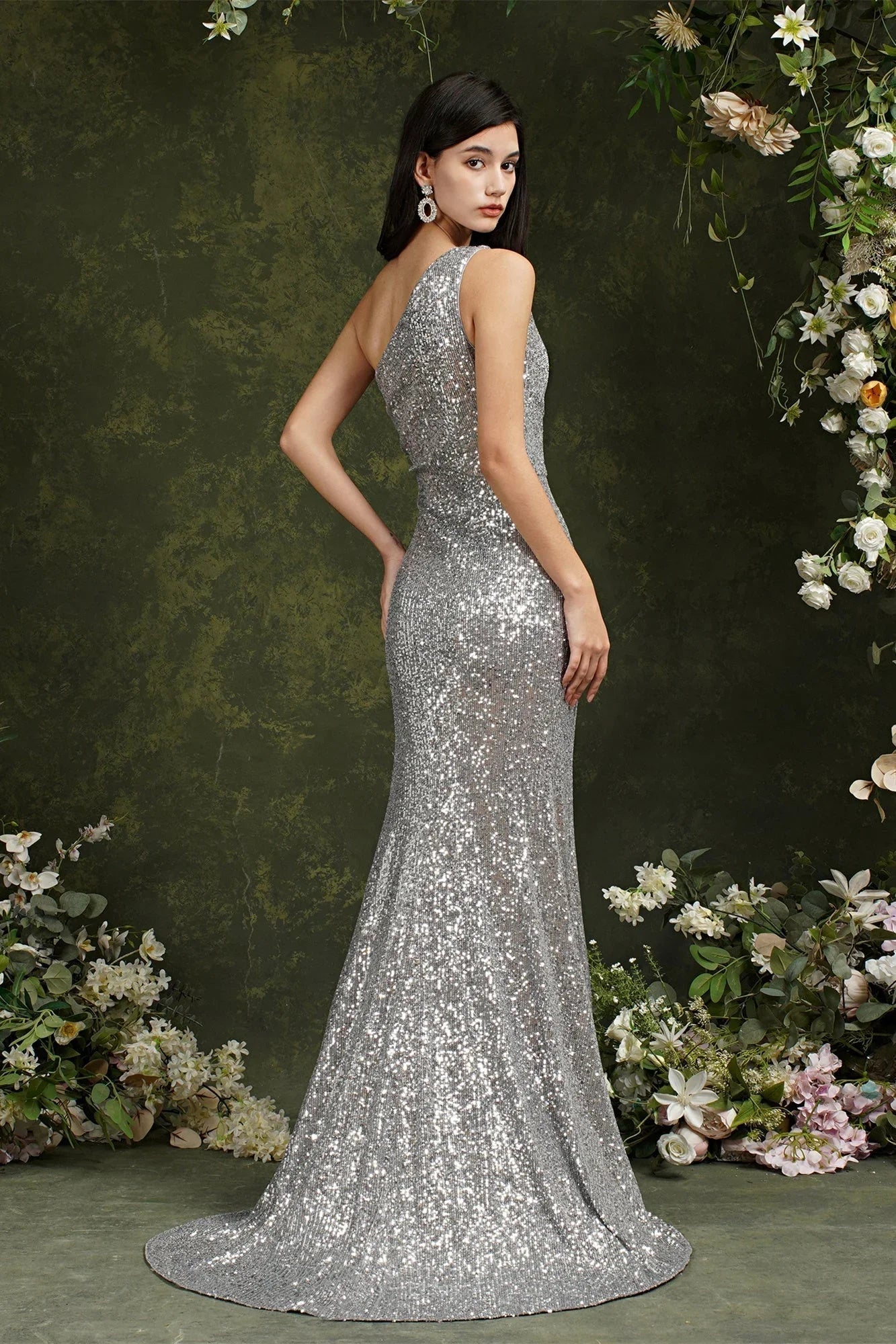 Vestido de dama de honor/baile largo hasta el suelo con lentejuelas brillantes, un solo hombro y abertura lateral estilo sirena