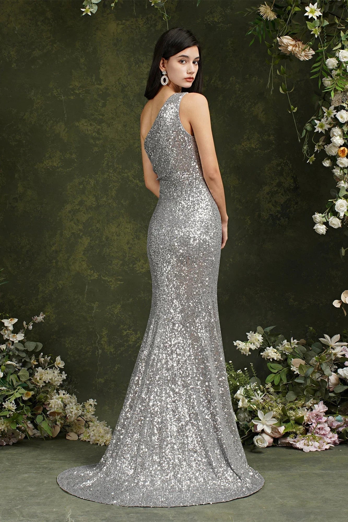 Vestido de dama de honor/baile largo hasta el suelo con lentejuelas brillantes, un solo hombro y abertura lateral estilo sirena