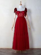 Vestido de Baile Comprido em Tule Pontilhado com Corpete