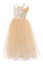 Lace Ball Gown Flower Girls Dress With Square Neckline Sleeveless