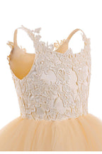 Lace Ball Gown Flower Girls Dress With Square Neckline Sleeveless