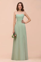 Abito da damigella d'onore elegante lungo in chiffon senza spalline