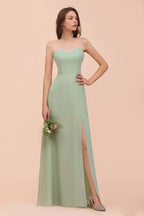 Abito da damigella d'onore elegante lungo in chiffon senza spalline