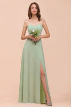 Abito da damigella d'onore elegante lungo in chiffon senza spalline