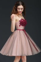 Abito da cerimonia senza spalline in tulle, lunghezza al ginocchio, stile principessa