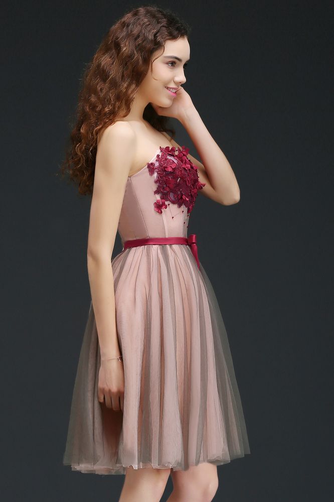 Abito da cerimonia senza spalline in tulle, lunghezza al ginocchio, stile principessa