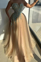 Champagne Sweetheart Sleeveless Aline Prom Dress With Beads And Appliques