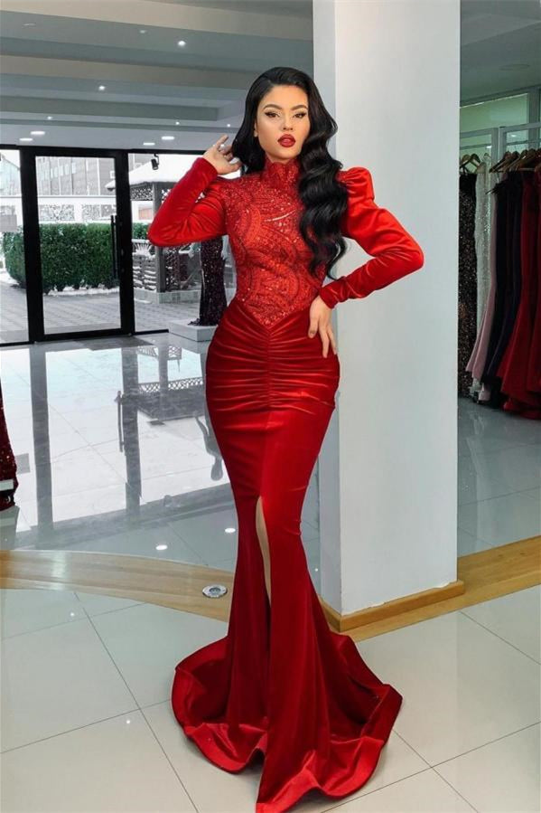 Impresionante vestido de fiesta de sirena con cuello alto y mangas largas de terciopelo rojo