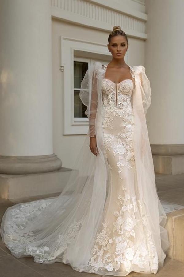 Champagne Sweetheart Lace Mermaid Wedding Dress Chapel Train Appliques