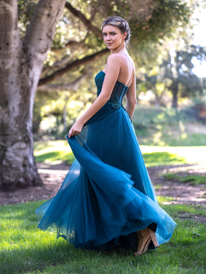 Vestido de fiesta de tul con corsé, encaje y largo hasta el suelo