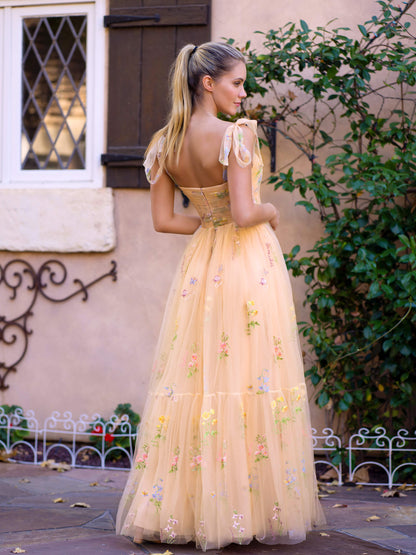Vestido de fiesta con escote corazón, largo hasta el suelo, de tul bordado floral