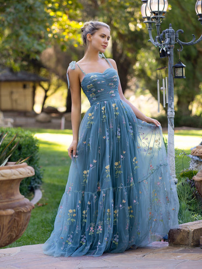 Vestido de fiesta con escote corazón, largo hasta el suelo, de tul bordado floral