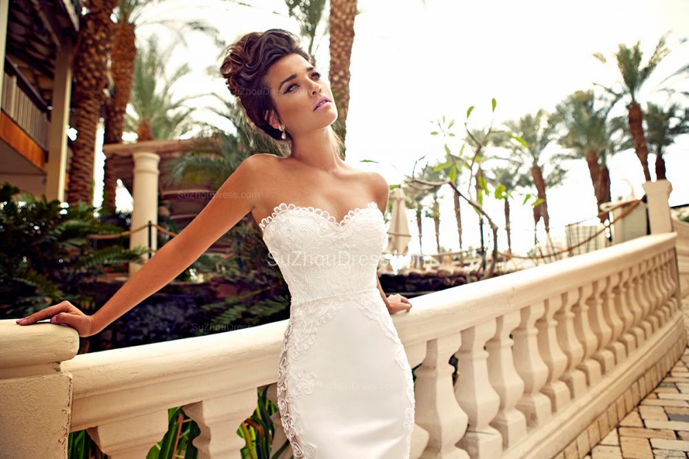 Sweetheart Lace Wedding Dress Mermaid Zipper Sleeveless Bridal Dresses