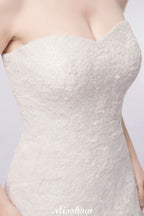 Sweetheart Strapless A-line Long Lace Tulle Wedding Dresses