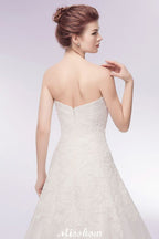 Sweetheart Strapless A-line Long Lace Tulle Wedding Dresses