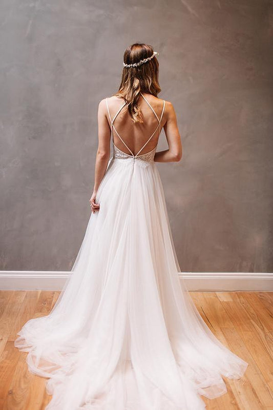 Vestido de novia de gasa blanca con tirantes de corazón y cuentas