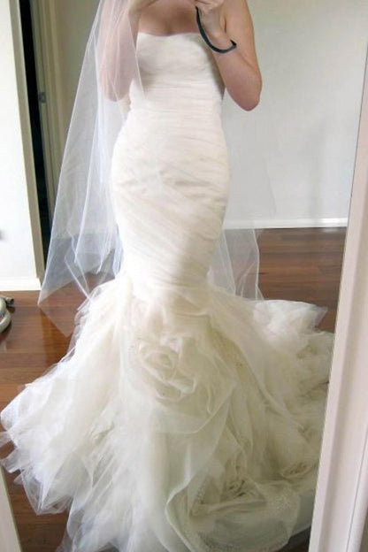 Sweetheart Sweep Zug Tiered Mermaid Elfenbein Brautkleid gerüscht 